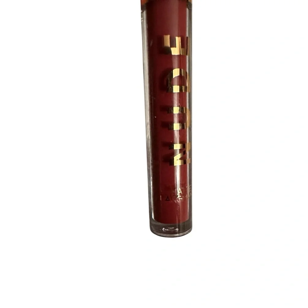 Lippie Bundle Stila, Ciatè, Ofra, Revlon & NUDE All New